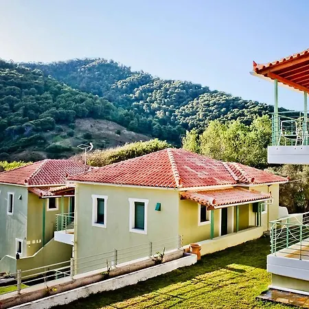 Aselinos Suites Koukounaries Exterior photo